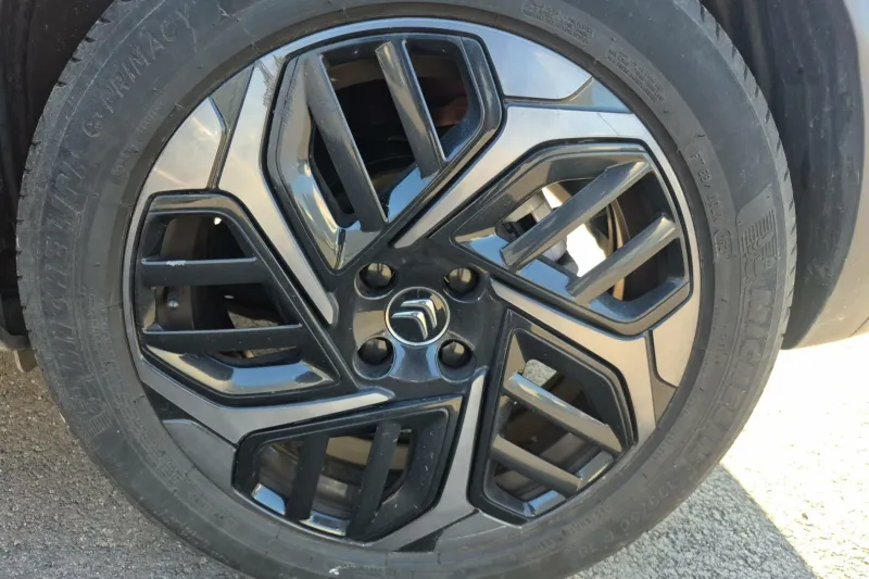 Image secondaire du véhicule 15