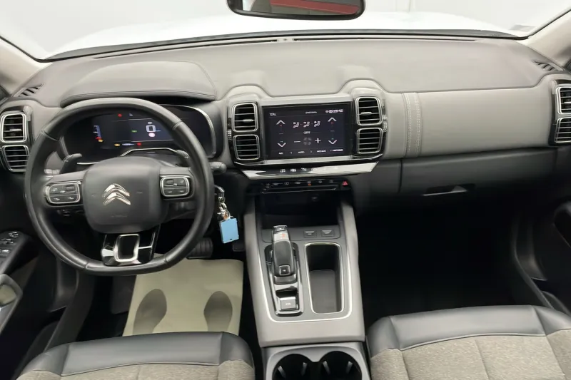 Image secondaire du véhicule 10