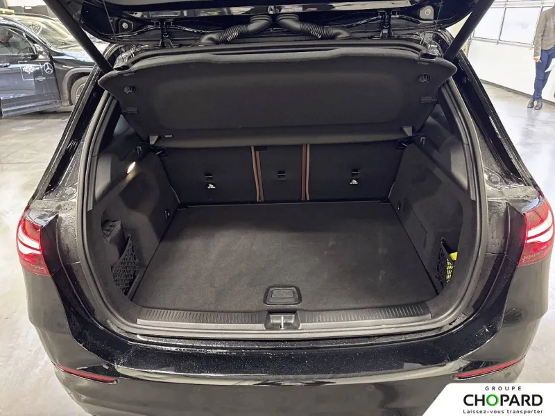 Image secondaire du véhicule 9