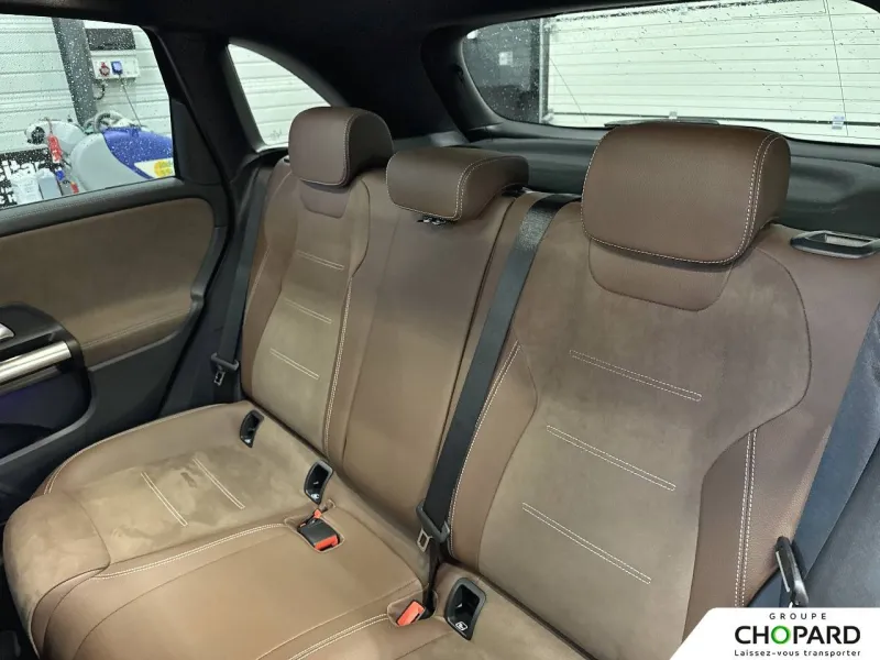 Image secondaire du véhicule 19