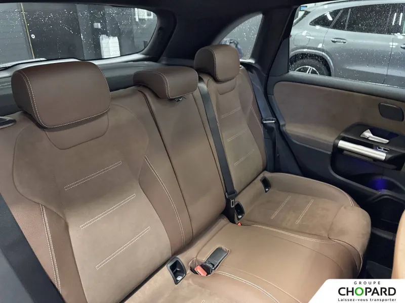 Image secondaire du véhicule 21