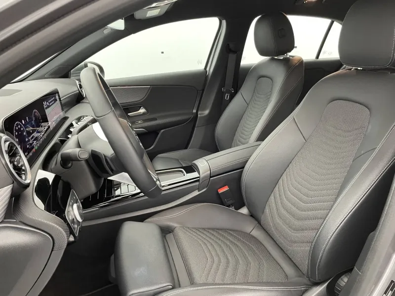 Image secondaire du véhicule 16