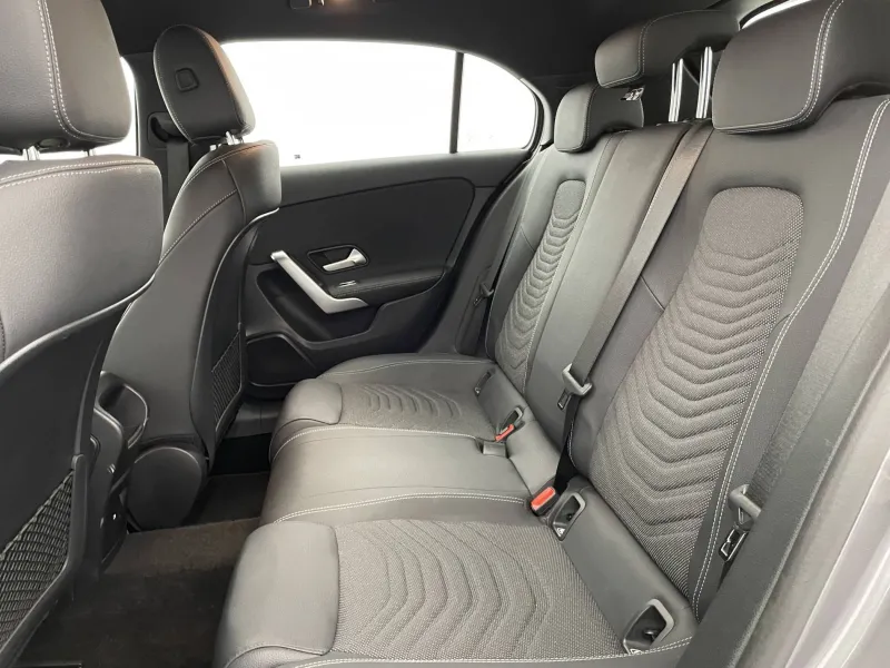 Image secondaire du véhicule 17