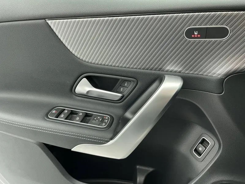 Image secondaire du véhicule 26