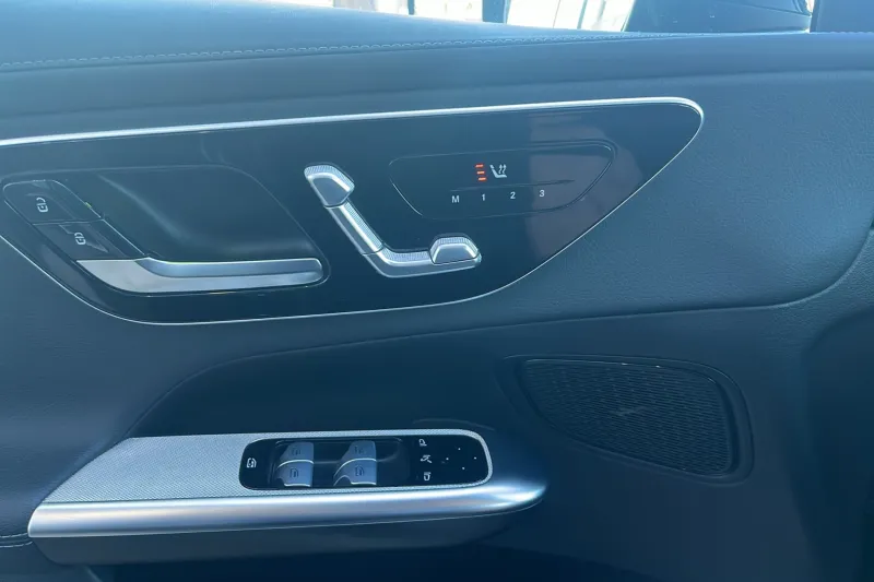 Image secondaire du véhicule 70