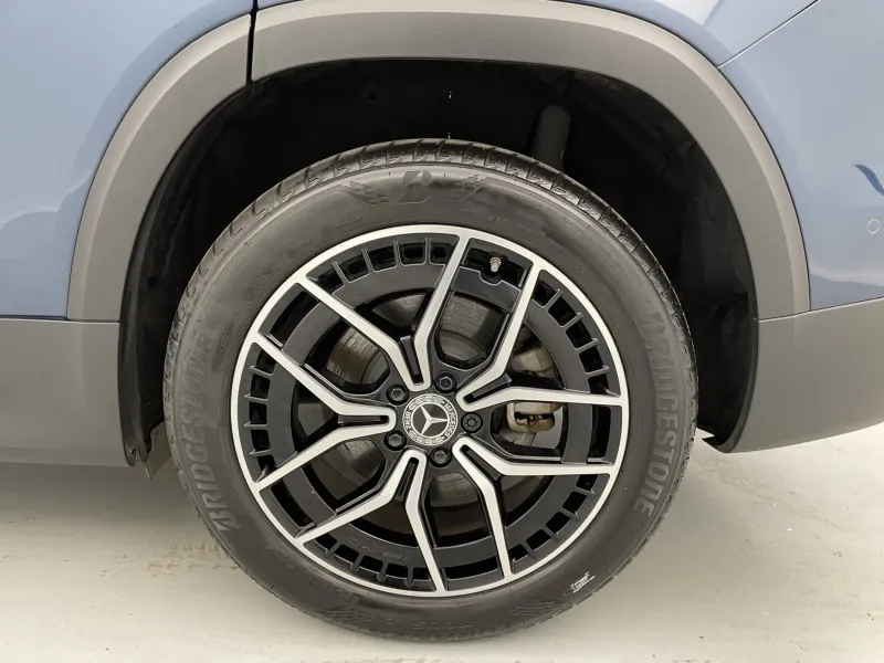 Image secondaire du véhicule 18