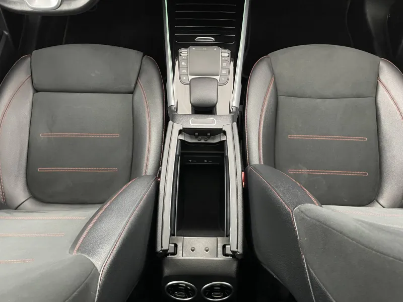 Image secondaire du véhicule 35