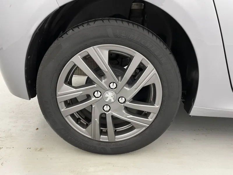 Image secondaire du véhicule 20