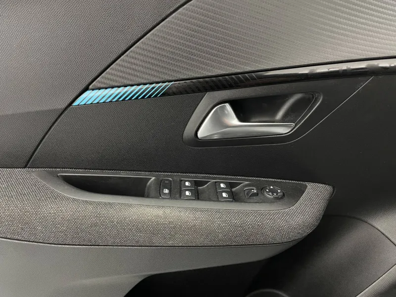 Image secondaire du véhicule 30