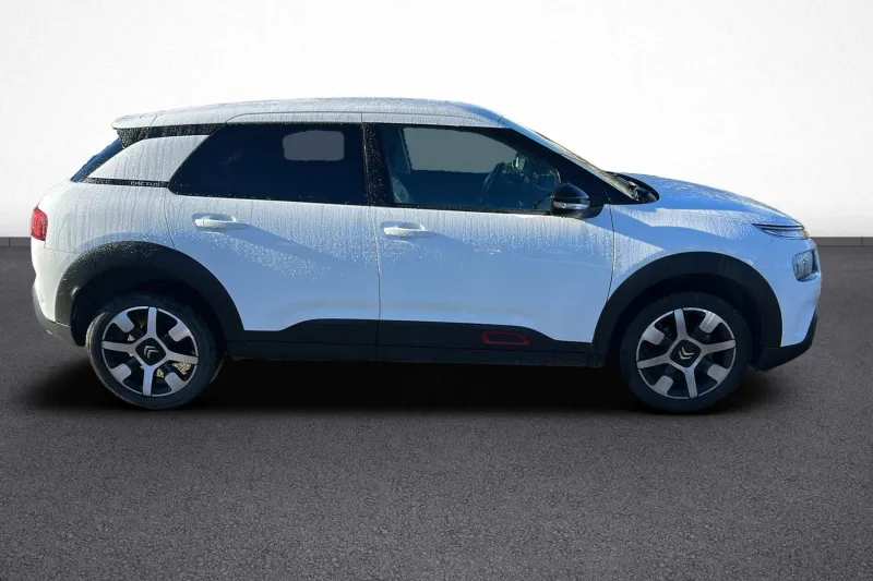 Image secondaire du véhicule 8