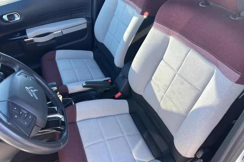 Image secondaire du véhicule 11