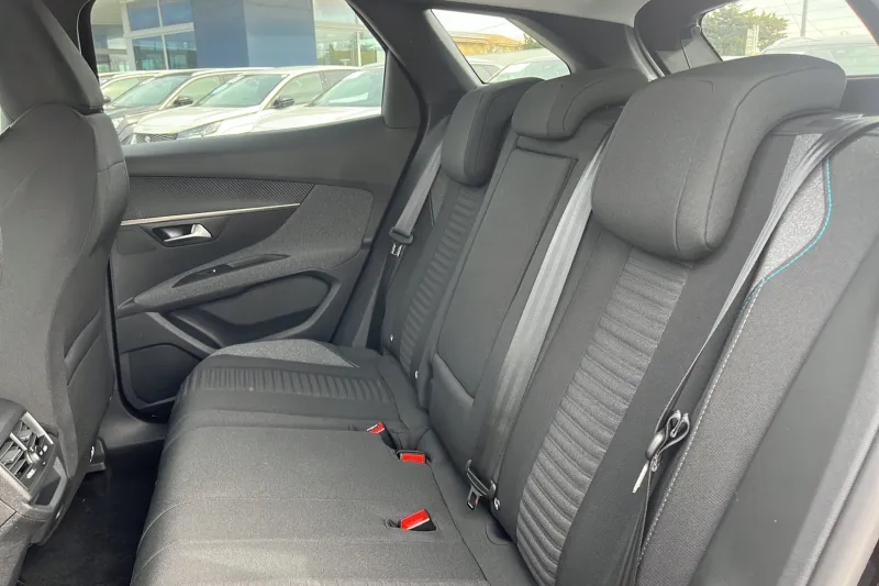 Image secondaire du véhicule 12