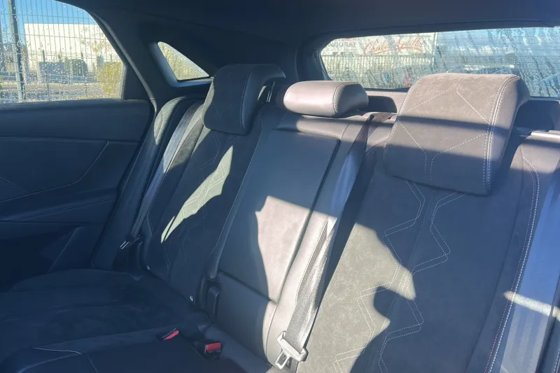 Image secondaire du véhicule 13