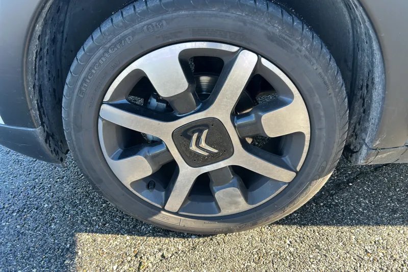 Image secondaire du véhicule 14