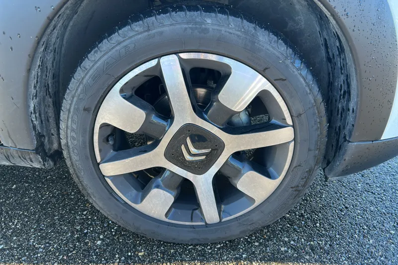 Image secondaire du véhicule 15