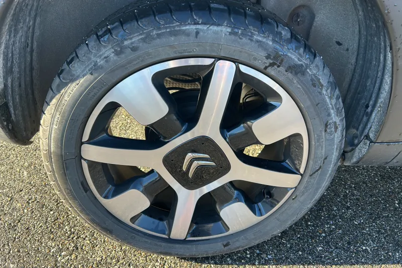 Image secondaire du véhicule 16