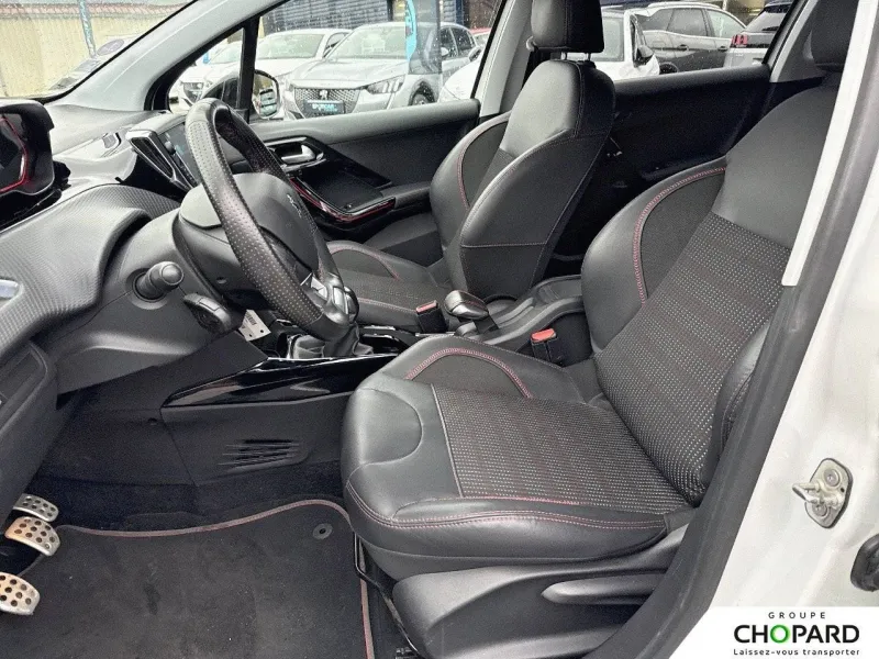 Image secondaire du véhicule 10