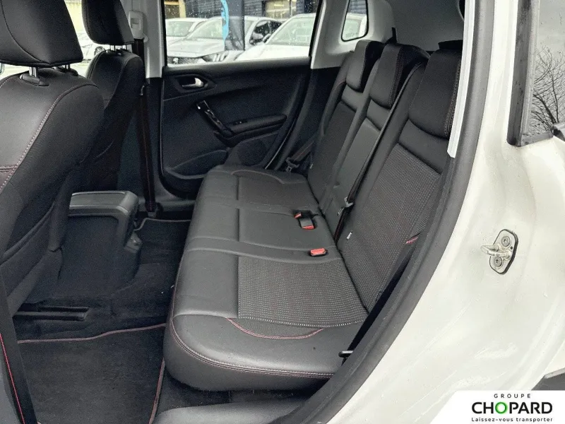 Image secondaire du véhicule 11