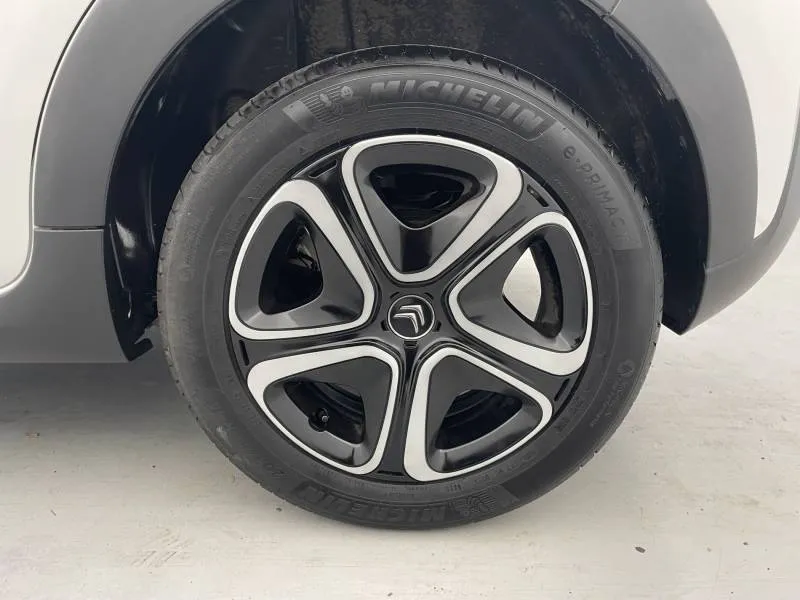 Image secondaire du véhicule 9