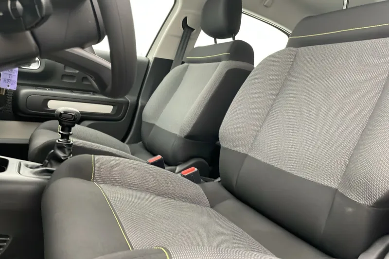 Image secondaire du véhicule 14