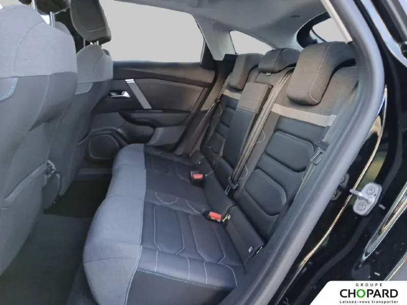 Image secondaire du véhicule 12