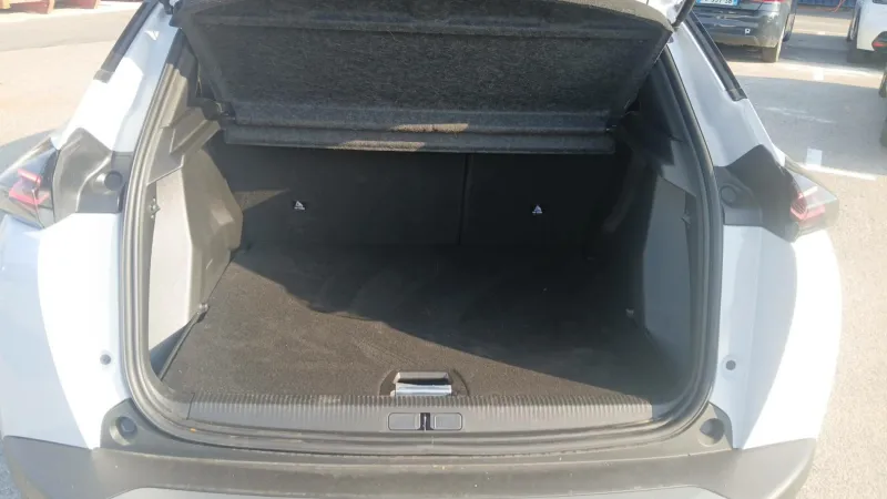 Image secondaire du véhicule 10