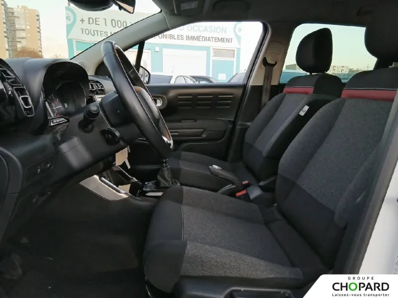 Image secondaire du véhicule 11