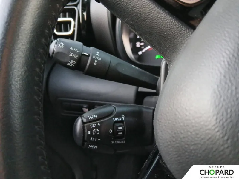 Image secondaire du véhicule 14