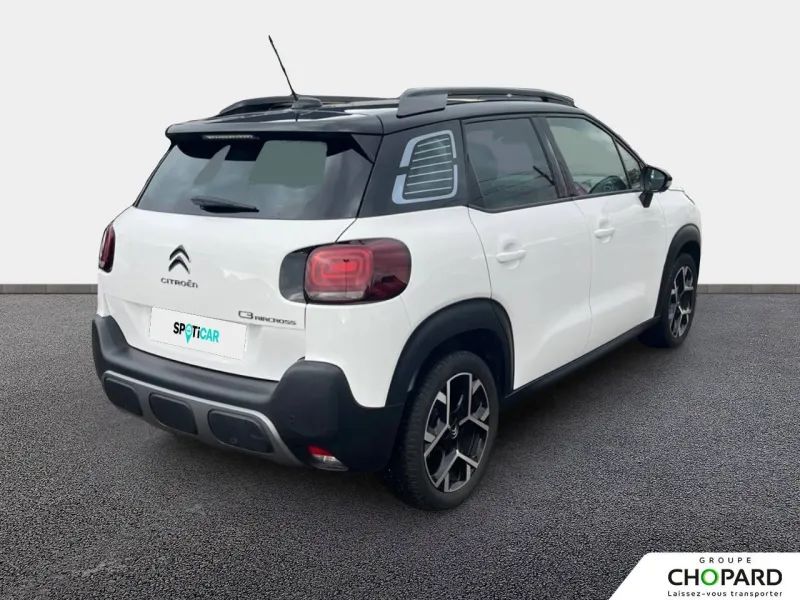 Image secondaire du véhicule 9