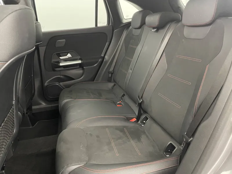 Image secondaire du véhicule 17