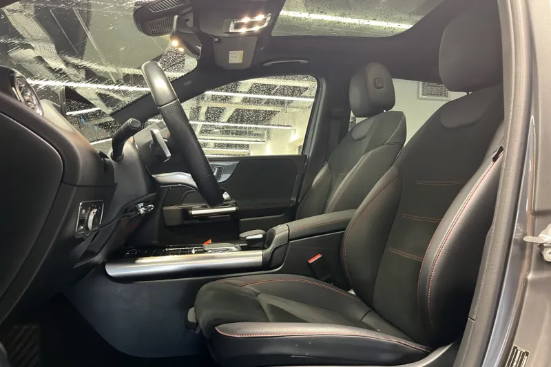 Image secondaire du véhicule 46