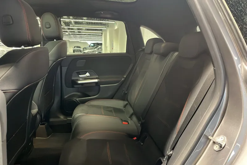 Image secondaire du véhicule 47