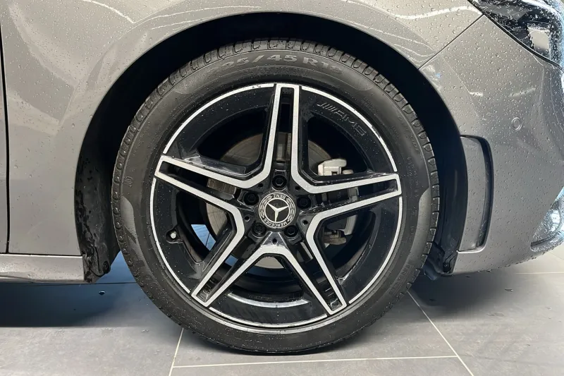 Image secondaire du véhicule 51