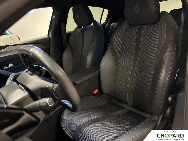 Image secondaire du véhicule 22