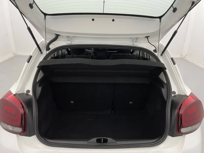 Image secondaire du véhicule 14