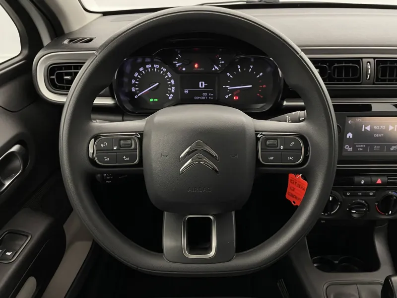 Image secondaire du véhicule 24