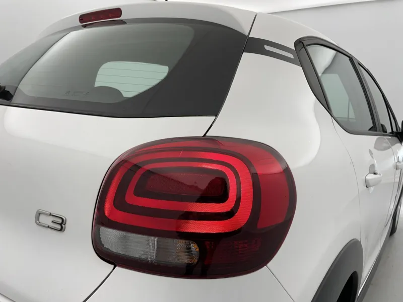 Image secondaire du véhicule 31