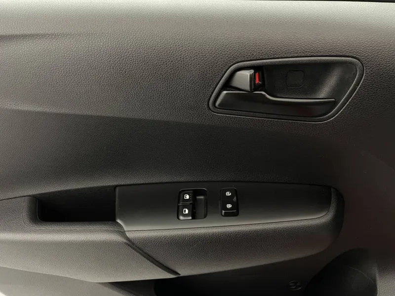 Image secondaire du véhicule 30