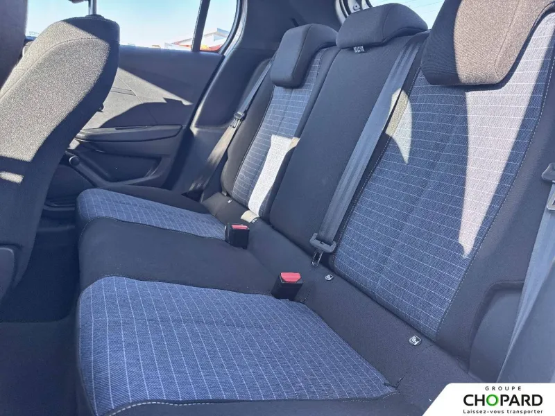 Image secondaire du véhicule 12