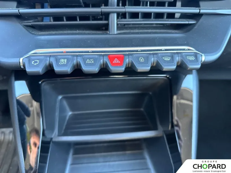 Image secondaire du véhicule 15