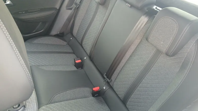 Image secondaire du véhicule 12