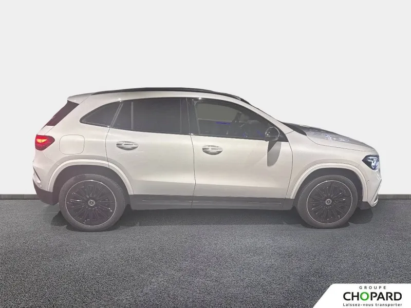 Image secondaire du véhicule 10