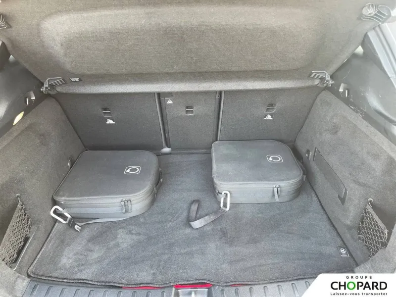 Image secondaire du véhicule 9