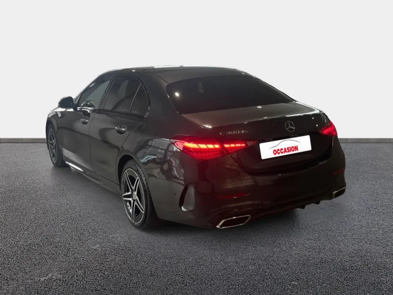 Image secondaire du véhicule 8