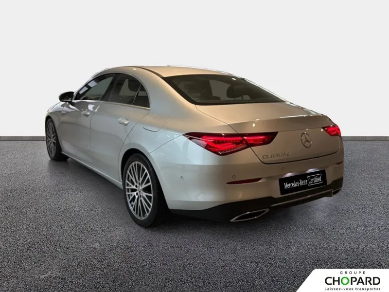 Image secondaire du véhicule 8