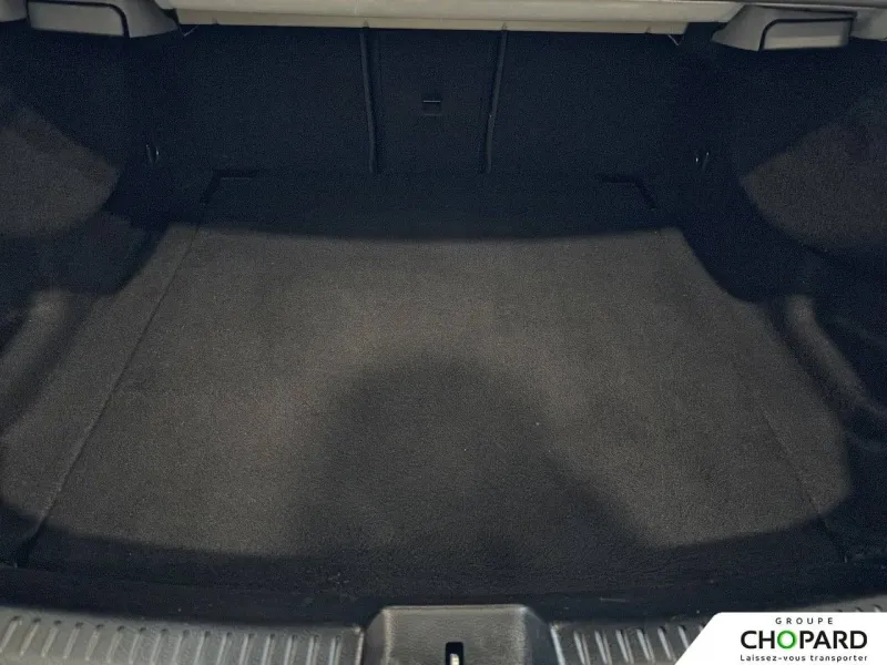 Image secondaire du véhicule 9