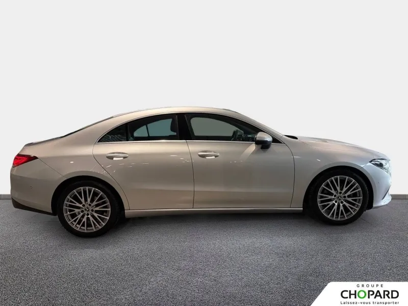 Image secondaire du véhicule 10