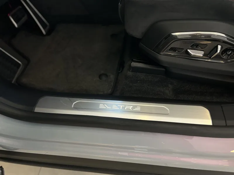 Image secondaire du véhicule 11