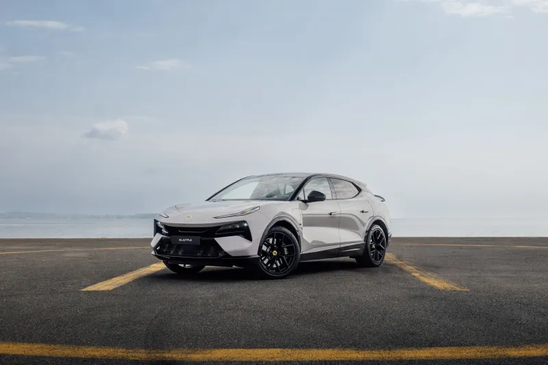 Lotus-Eletre-d'occasion chez Lotus Cannes