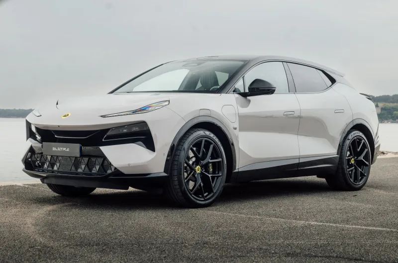 Image secondaire du véhicule 4